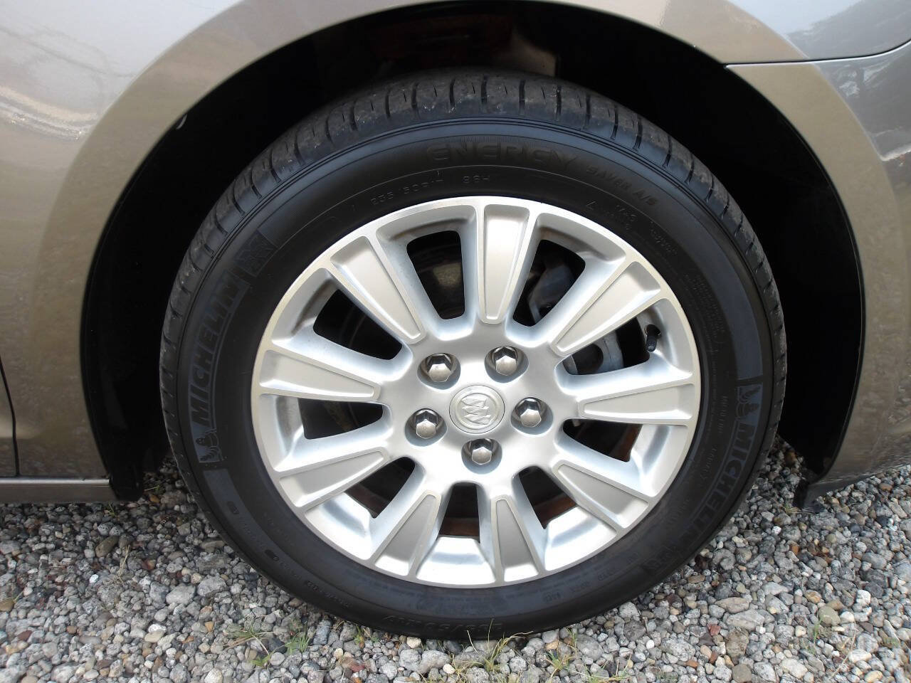 Used 2012 Buick LaCrosse Leather FWD image 32