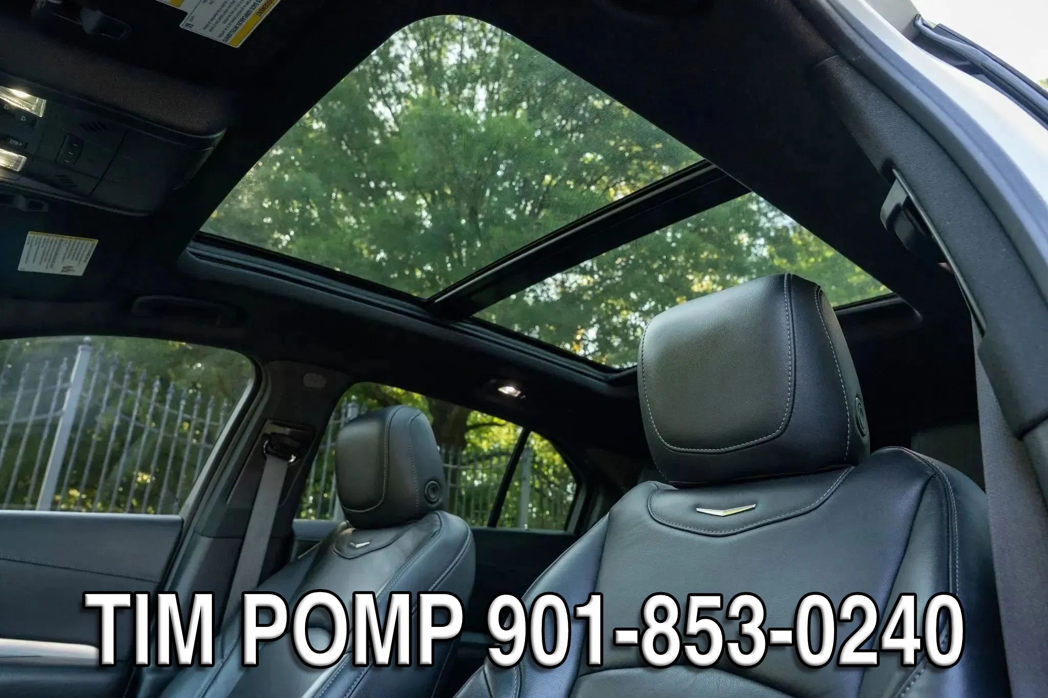 Used 2023 Cadillac XT4 Premium Luxury w/ Cold Weather Package FWD image 23