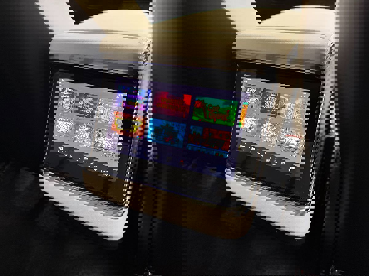 Used 2021 Tesla Model S Plaid image 34