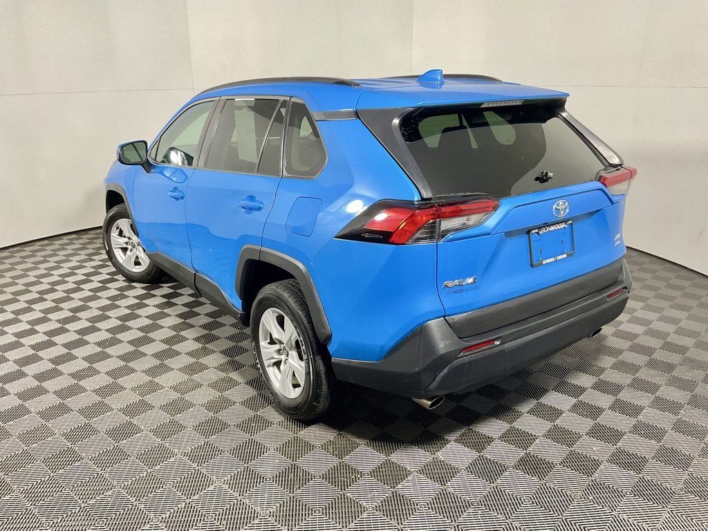 Used 2021 Toyota RAV4 XLE image 8