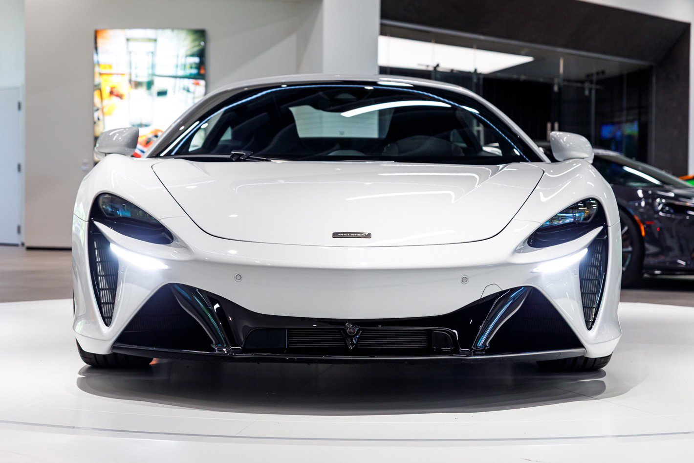 New 2026 McLaren Artura image 15