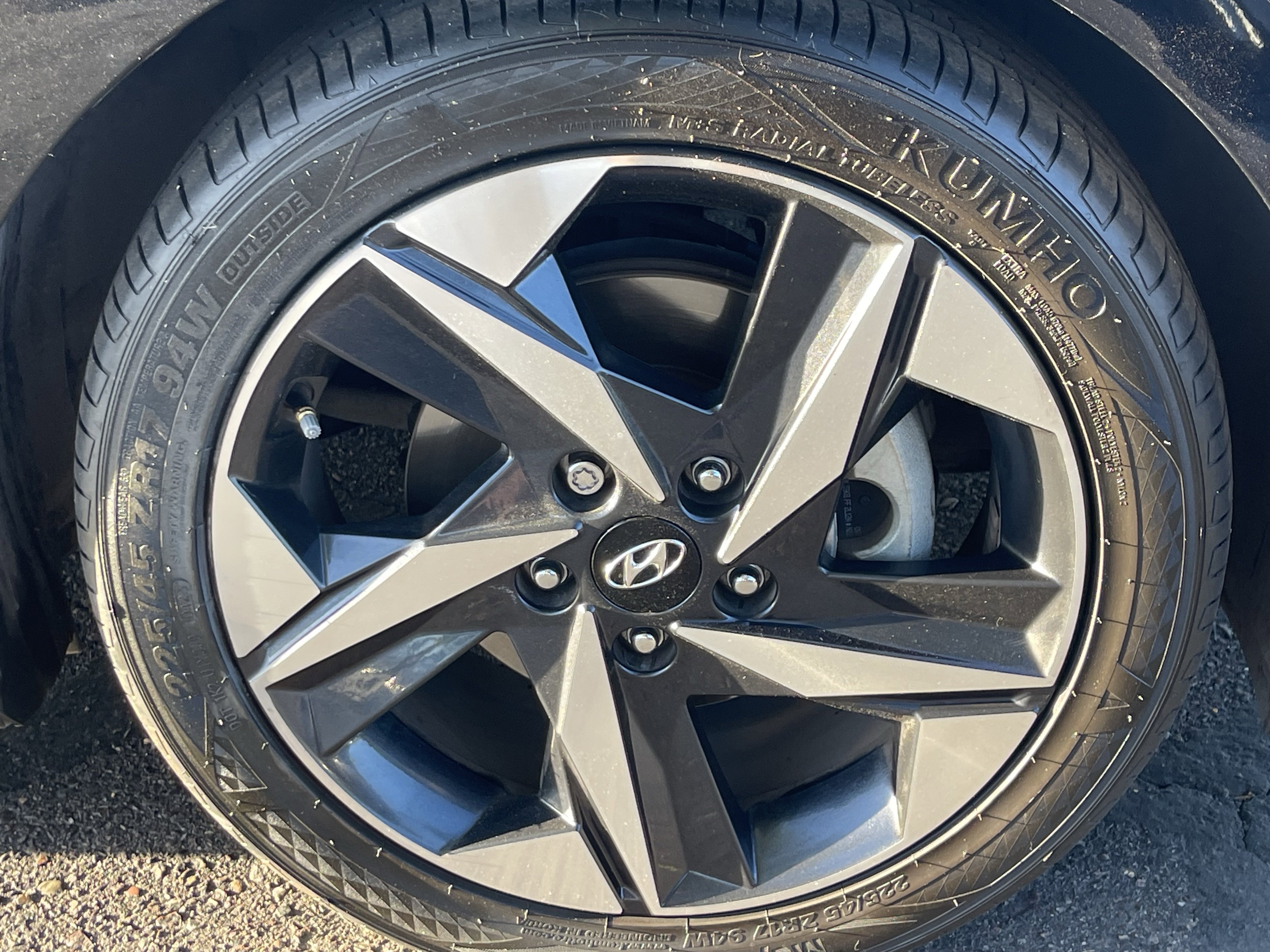 Used 2023 Hyundai Elantra Limited FWD image 10