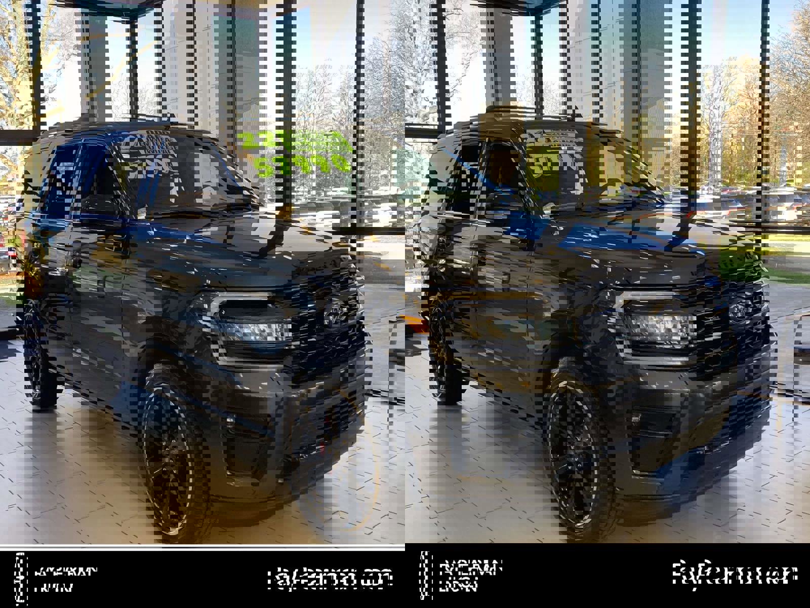 Used 2022 Ford Expedition Limited RWD image 1