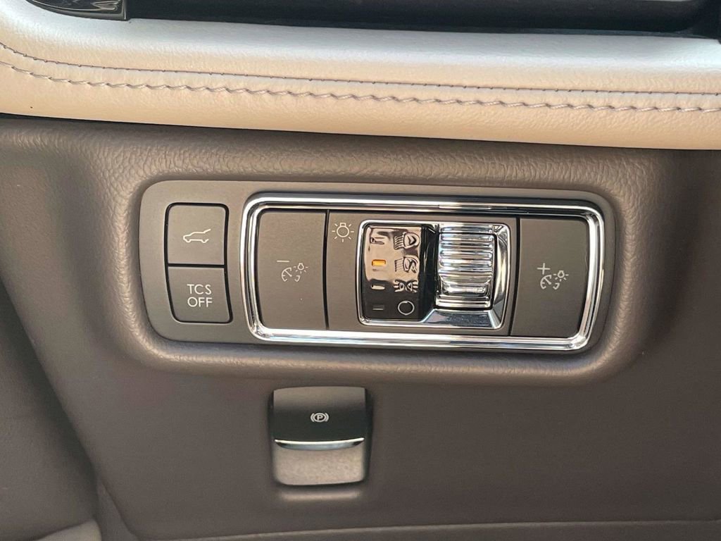 Used 2022 Lincoln Nautilus Reserve FWD image 26
