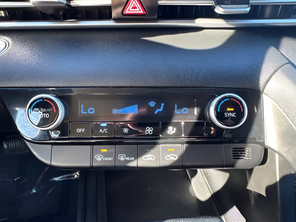 Used 2021 Hyundai Elantra SEL FWD image 18