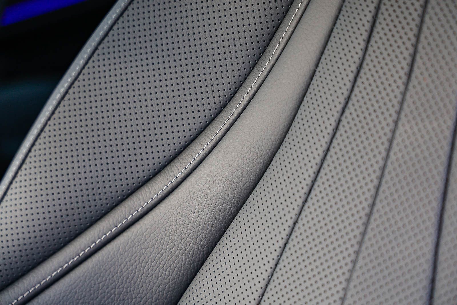 New 2026 Mercedes-Benz CLE 300 4MATIC Coupe image 24