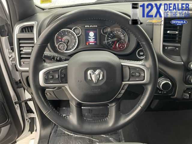 Used 2022 RAM 1500 Big Horn AWD/4WD image 10