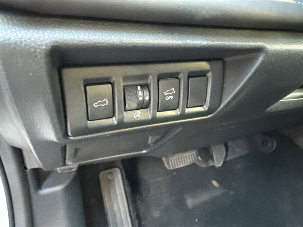 Used 2022 Subaru Outback Limited image 24