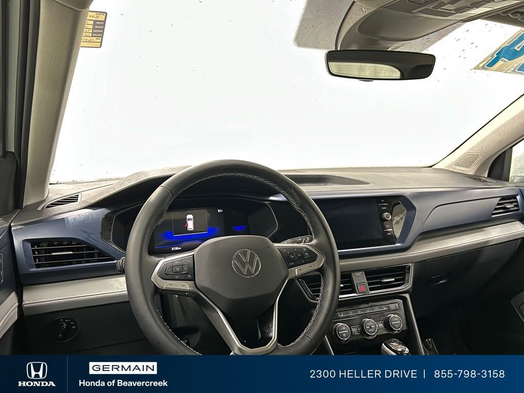 Used 2024 Volkswagen Taos SE image 15