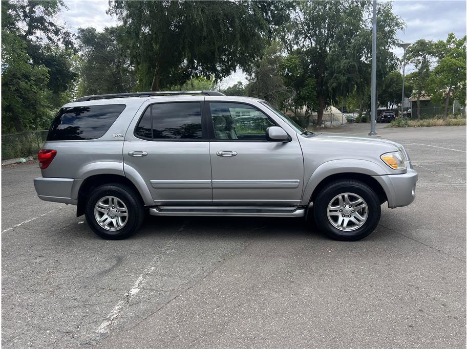 Used 2006 Toyota Sequoia SR5 RWD image 8