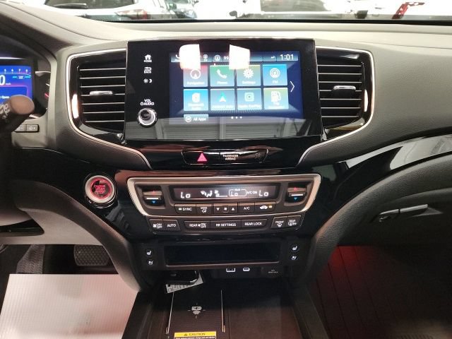 Certified 2025 Honda Passport Black Edition image 14