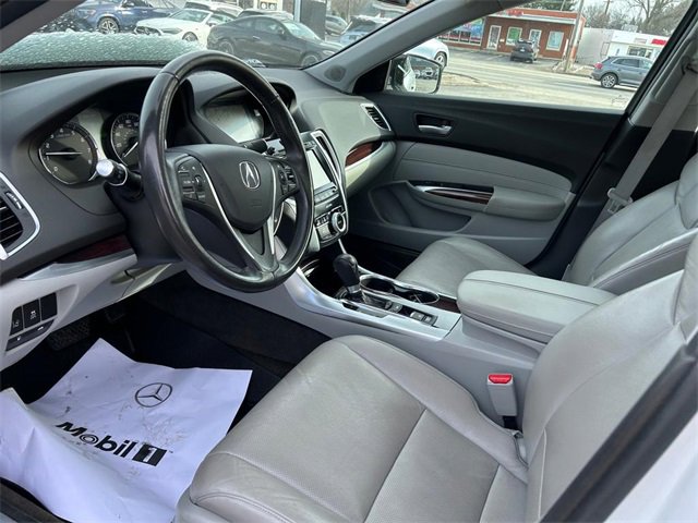 Used 2015 Acura TLX w/ Technology Package image 11