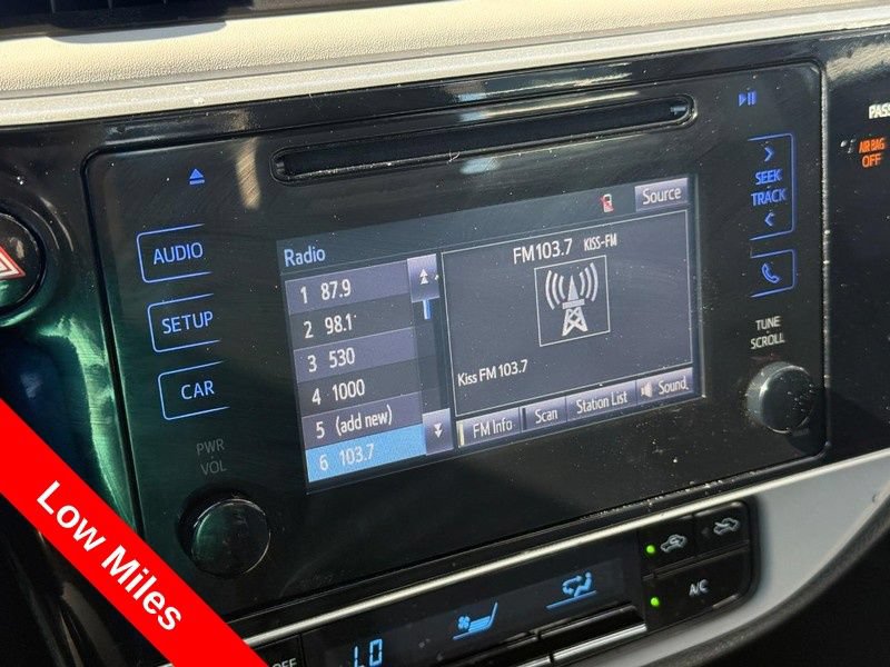 Used 2017 Toyota Corolla LE w/ Carpet Mat Package (TMS) FWD image 23