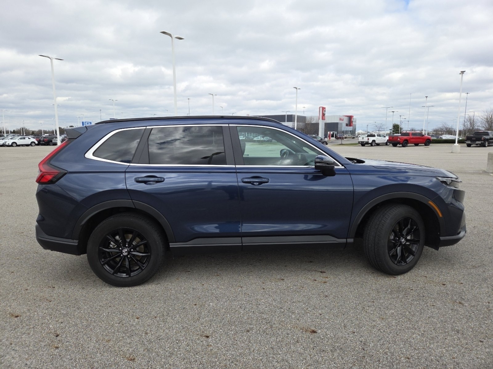 Used 2025 Honda CR-V Sport image 19