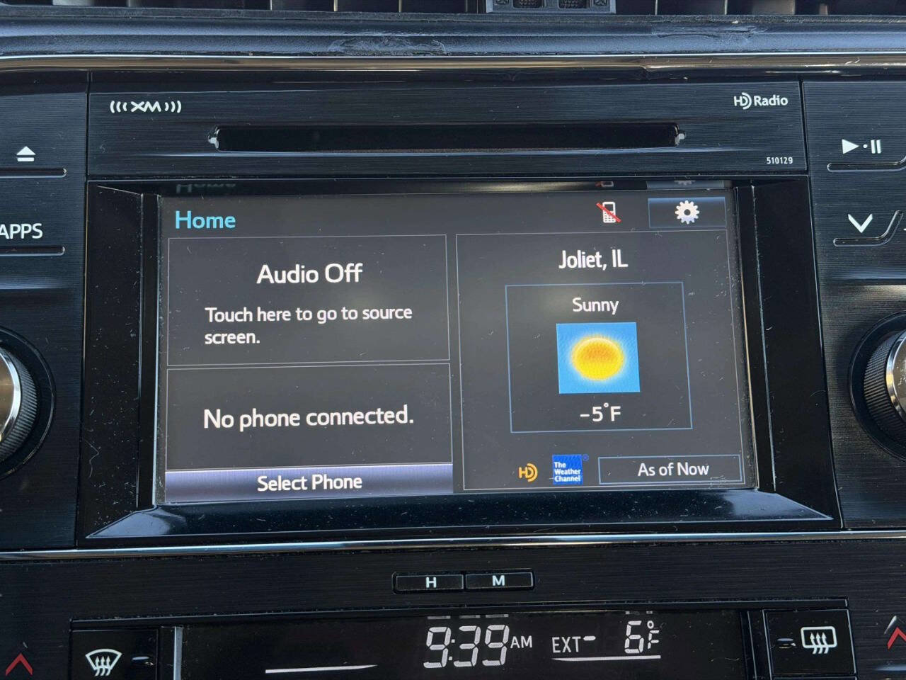 Used 2018 Toyota Avalon XLE image 21