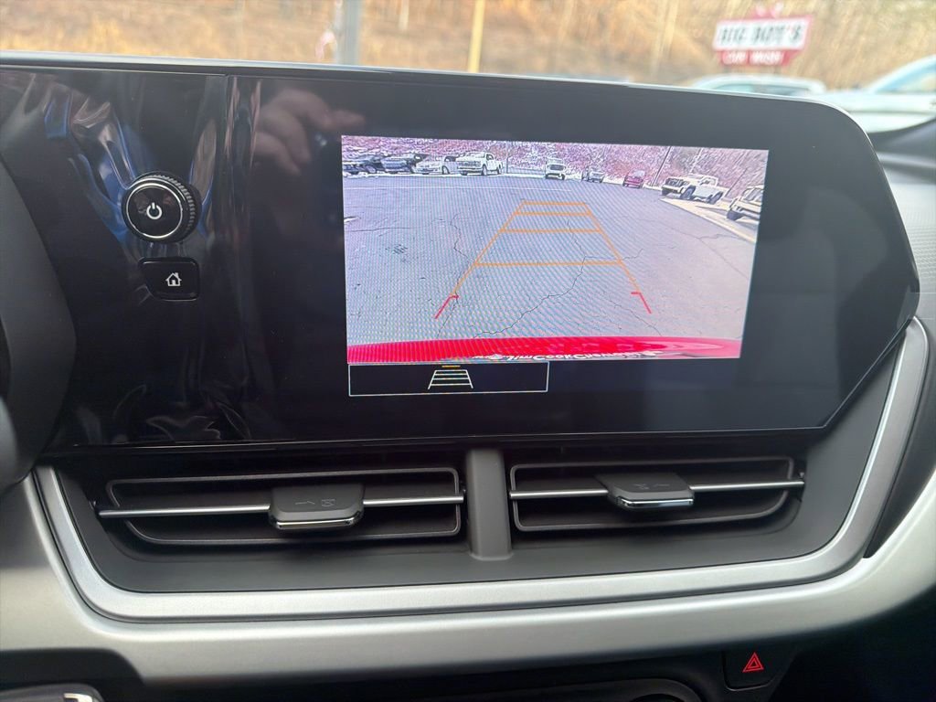 New 2026 Chevrolet Trax RS w/ Sunroof Package image 15