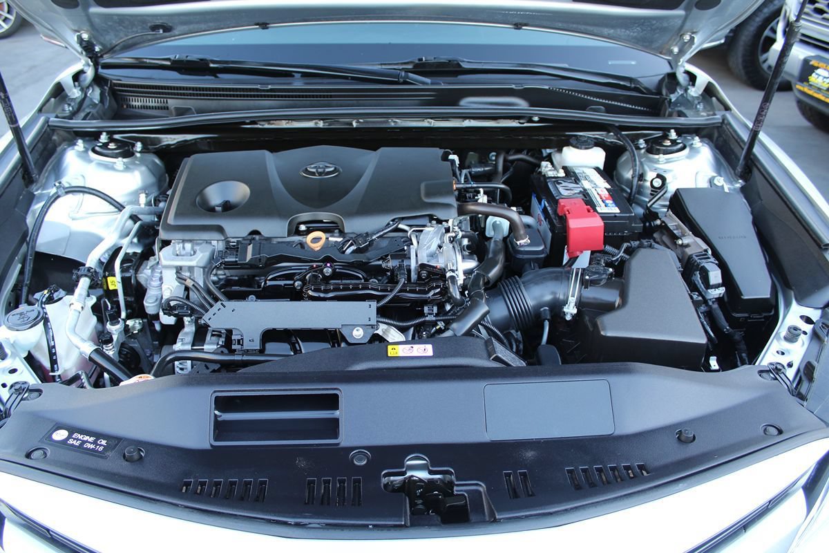 Used 2020 Toyota Camry LE FWD image 31