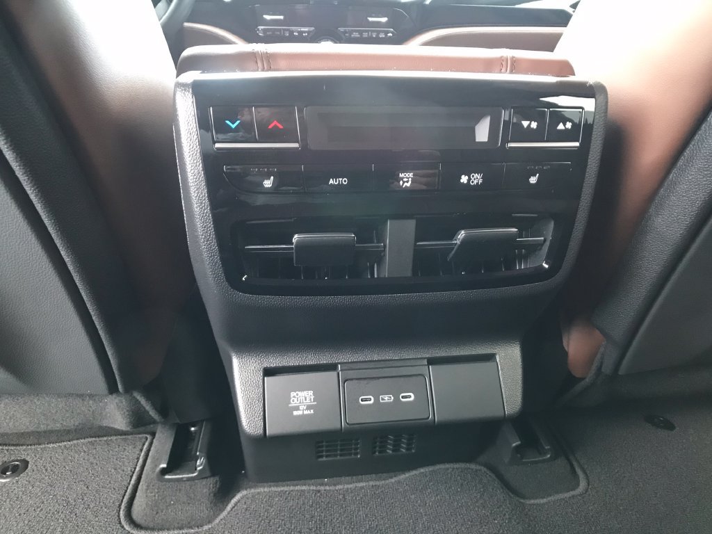Used 2025 Acura MDX w/ Advance Package AWD/4WD image 29