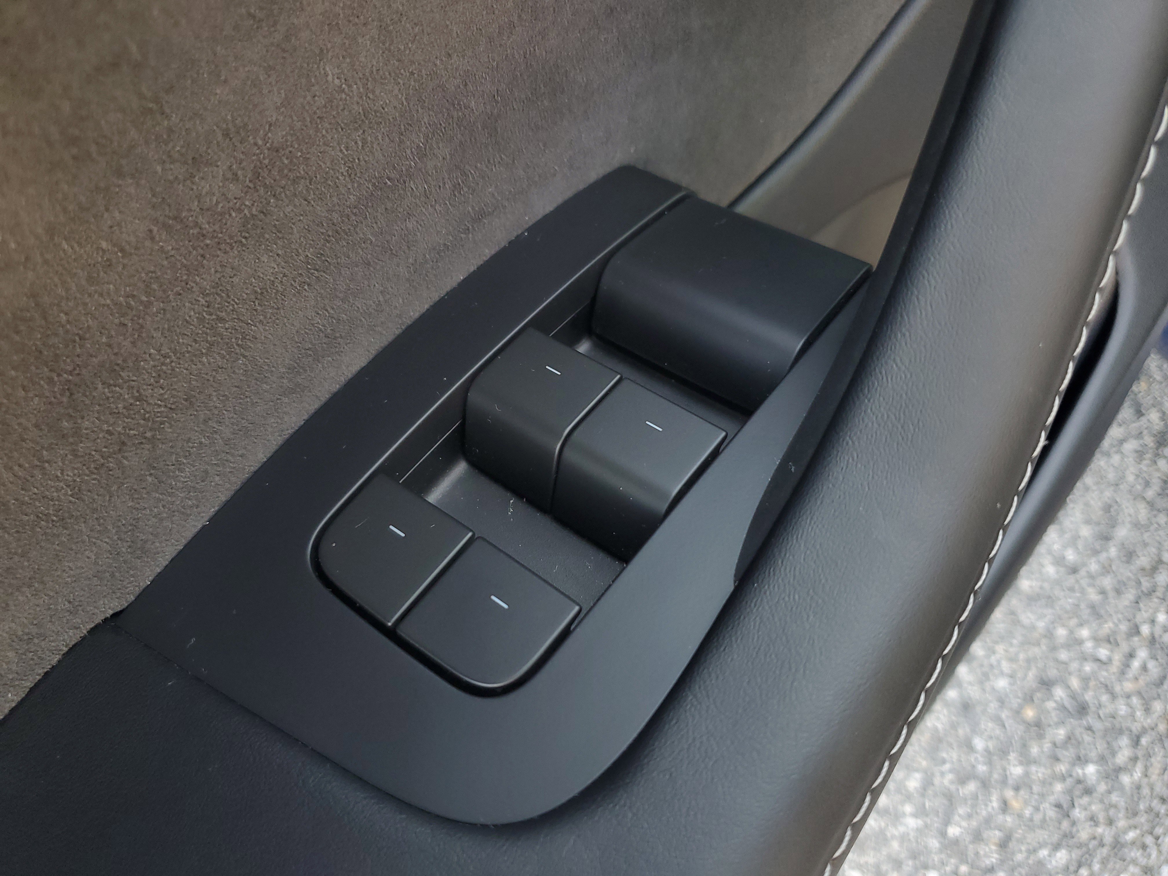 Used 2022 Tesla Model 3 Long Range AWD/4WD image 18