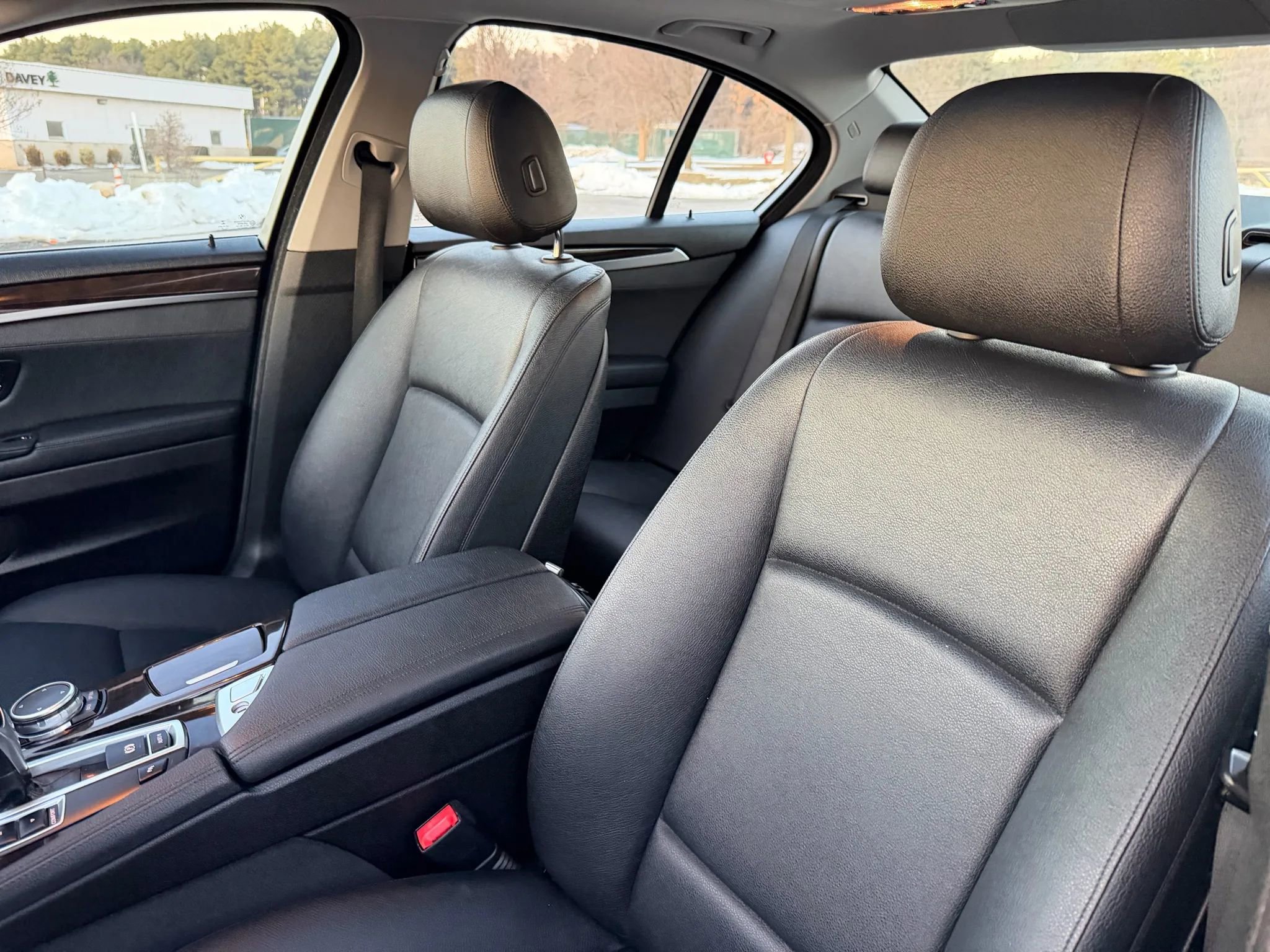 Used 2016 BMW 528i Sedan image 14