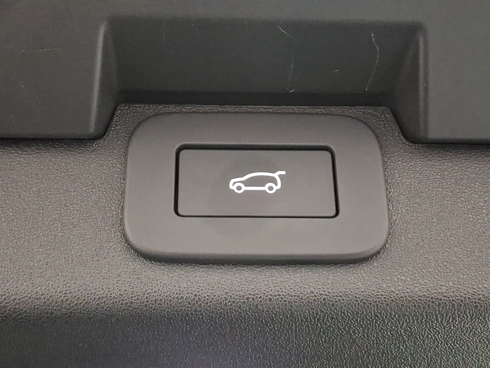 Certified 2025 Land Rover Discovery Dynamic SE AWD/4WD image 30