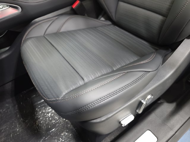 New 2026 Lincoln Nautilus Reserve w/ Jet Appearance Package AWD/4WD image 25