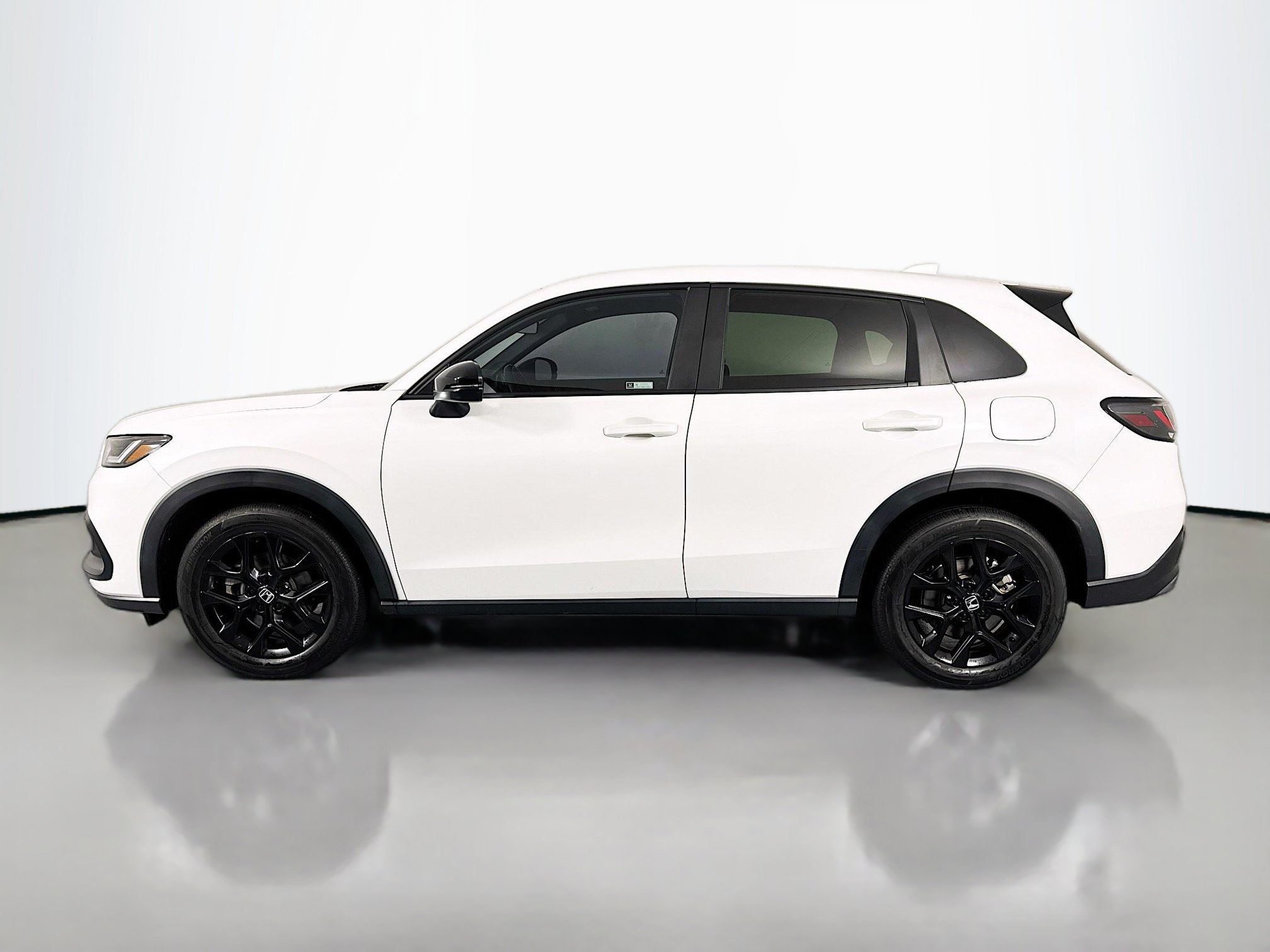 Certified 2023 Honda HR-V Sport image 8