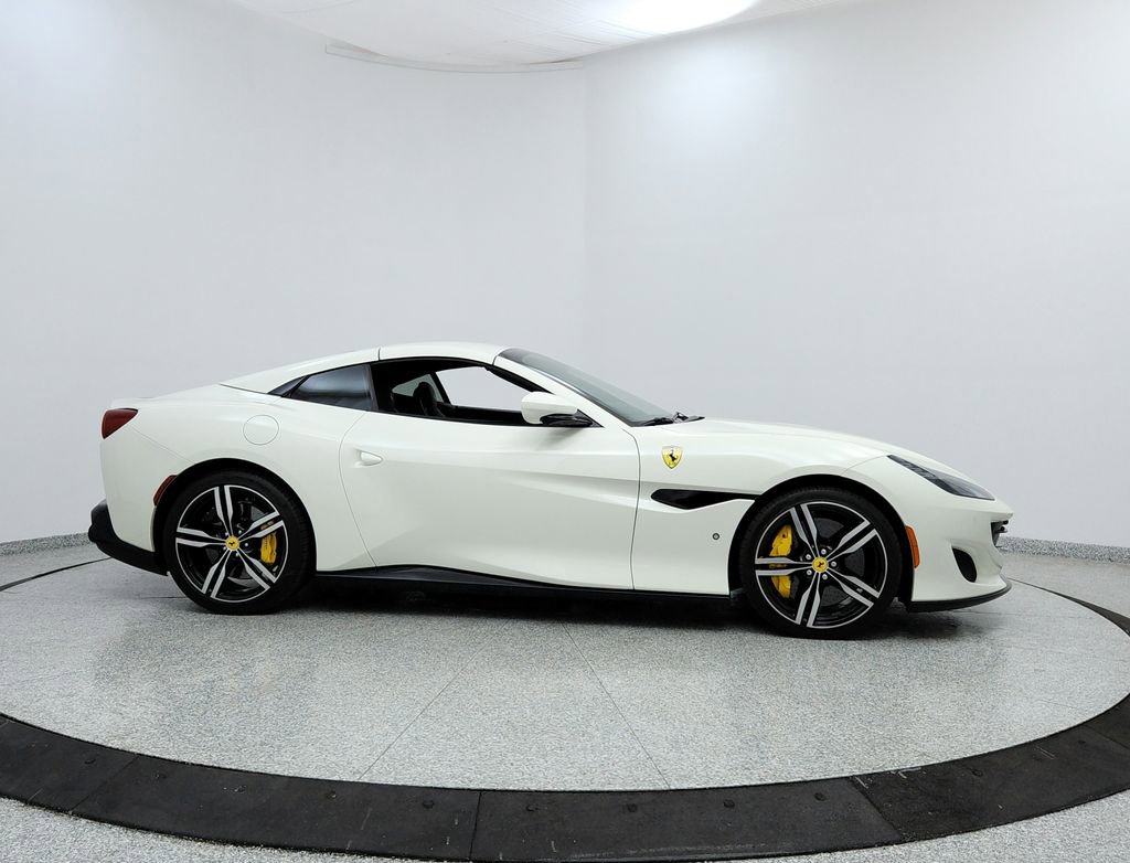 Used 2020 Ferrari Portofino Base image 6