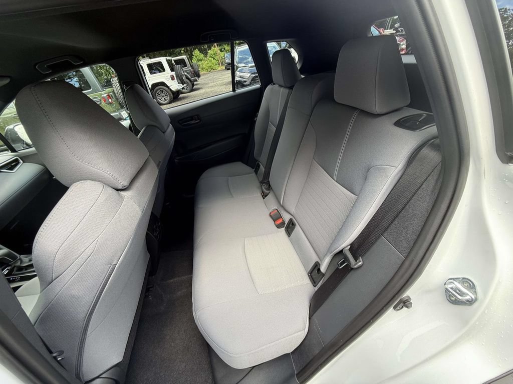Used 2025 Toyota Corolla Cross AWD Hybrid image 13