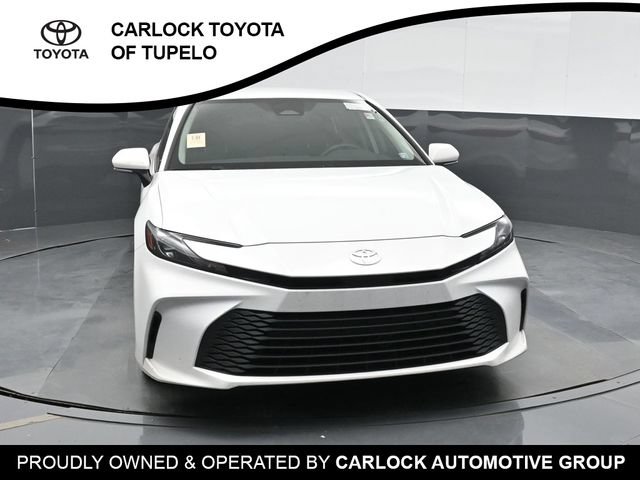 Used 2025 Toyota Camry SE FWD image 7