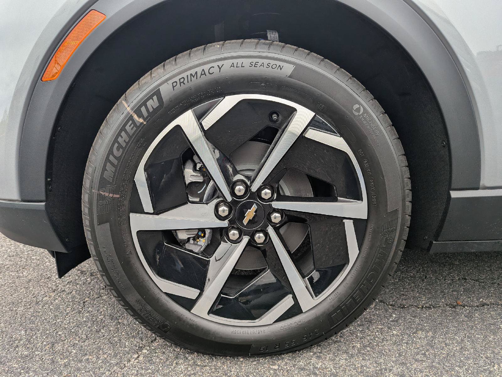 New 2026 Chevrolet Equinox EV LT FWD image 35