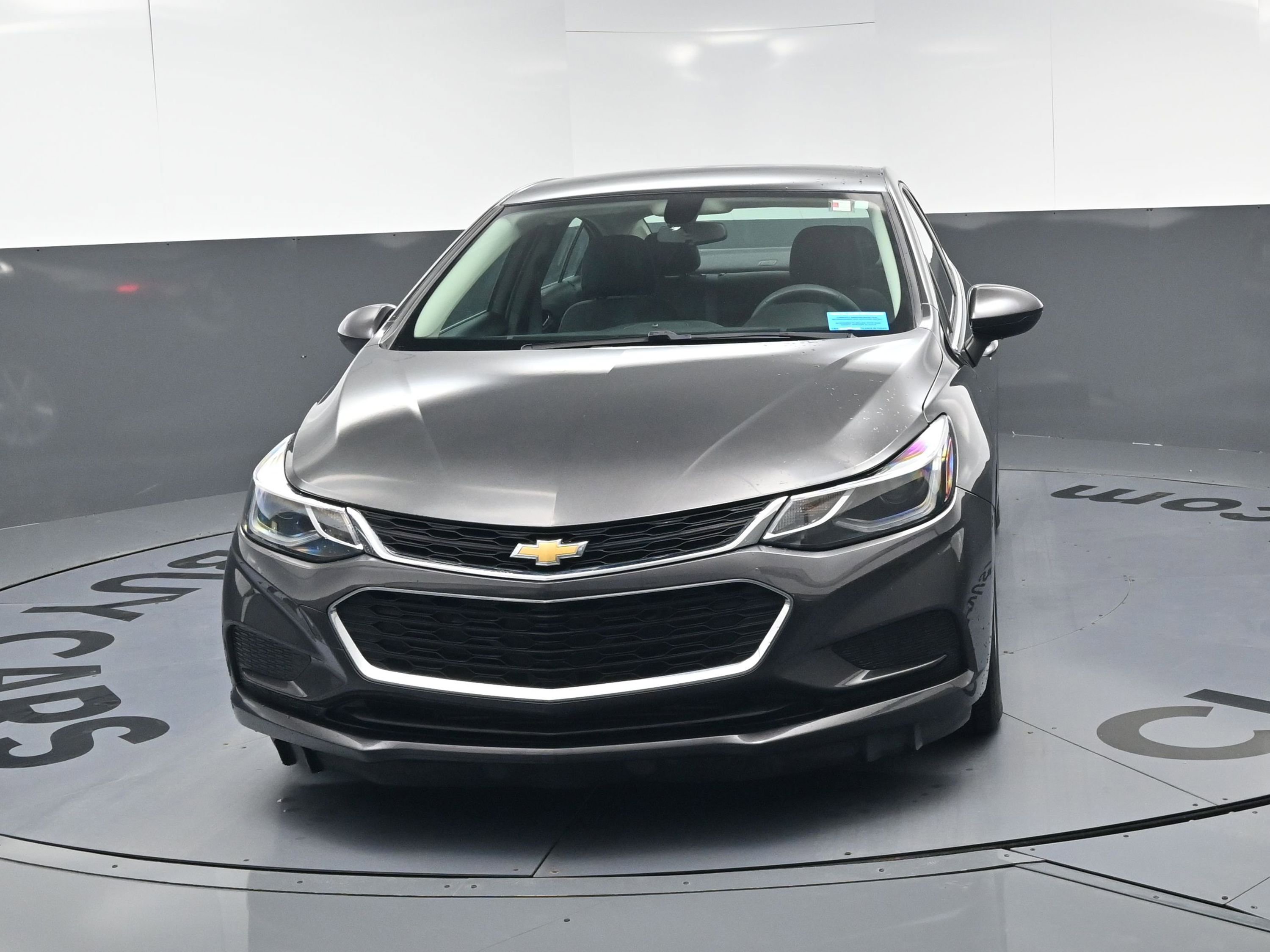 Used 2017 Chevrolet Cruze LT w/ Convenience Package image 5