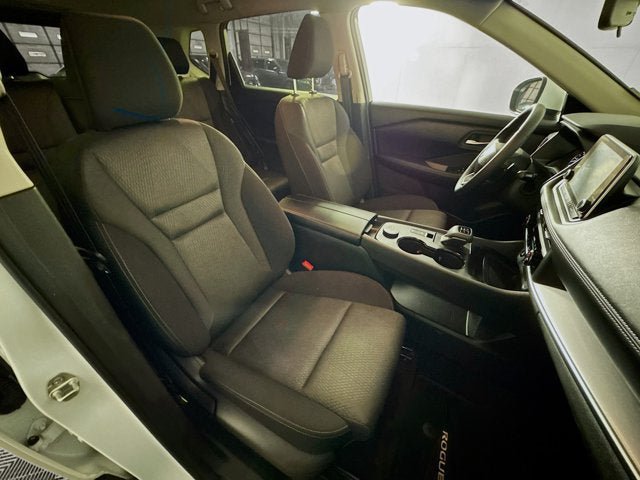 Certified 2026 Nissan Rogue SV AWD/4WD image 22