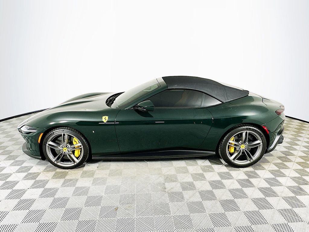 Used 2025 Ferrari Roma Spider image 33