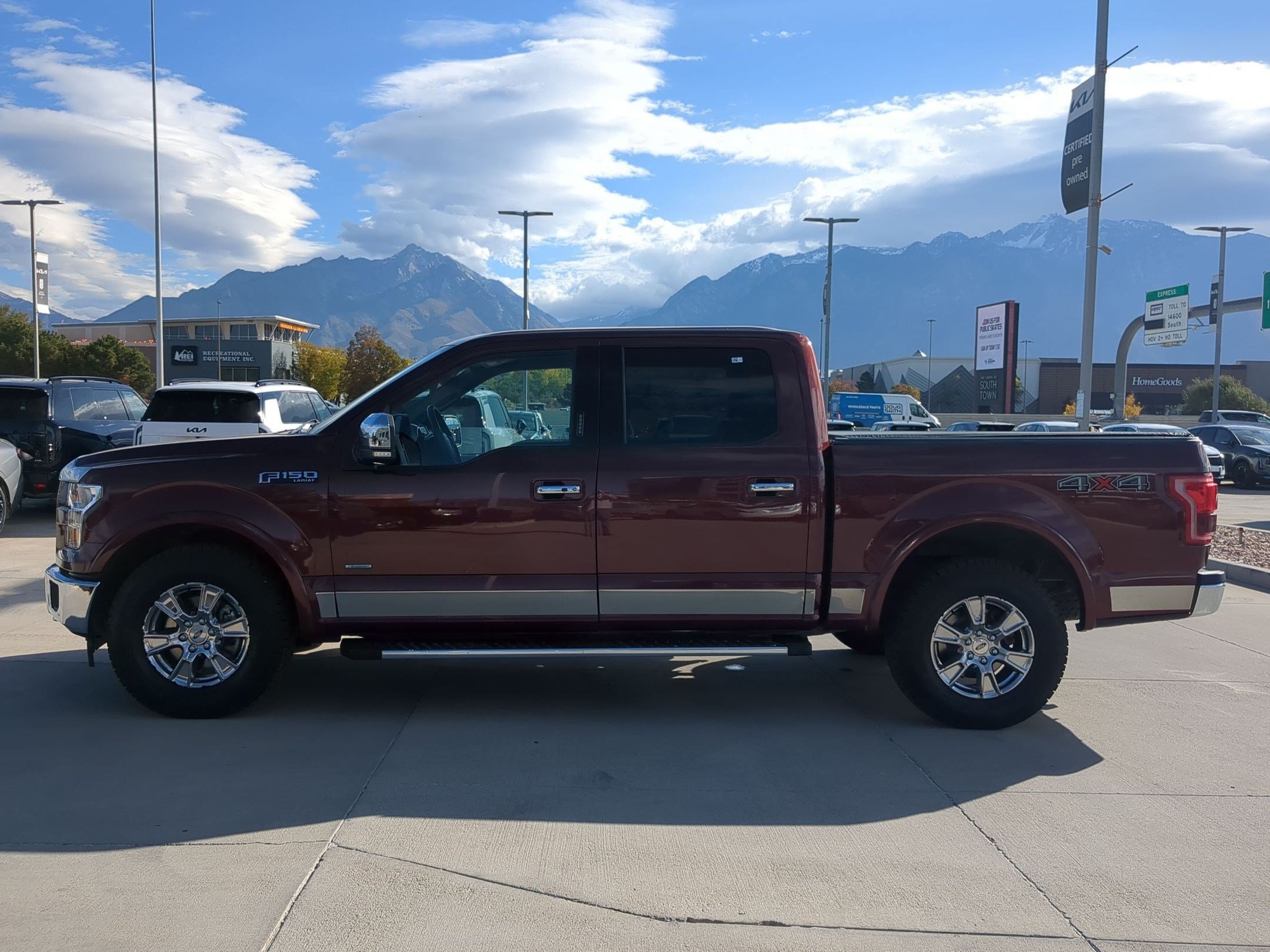 Used 2017 Ford F150 Lariat w/ Equipment Group 501A Mid AWD/4WD image 2