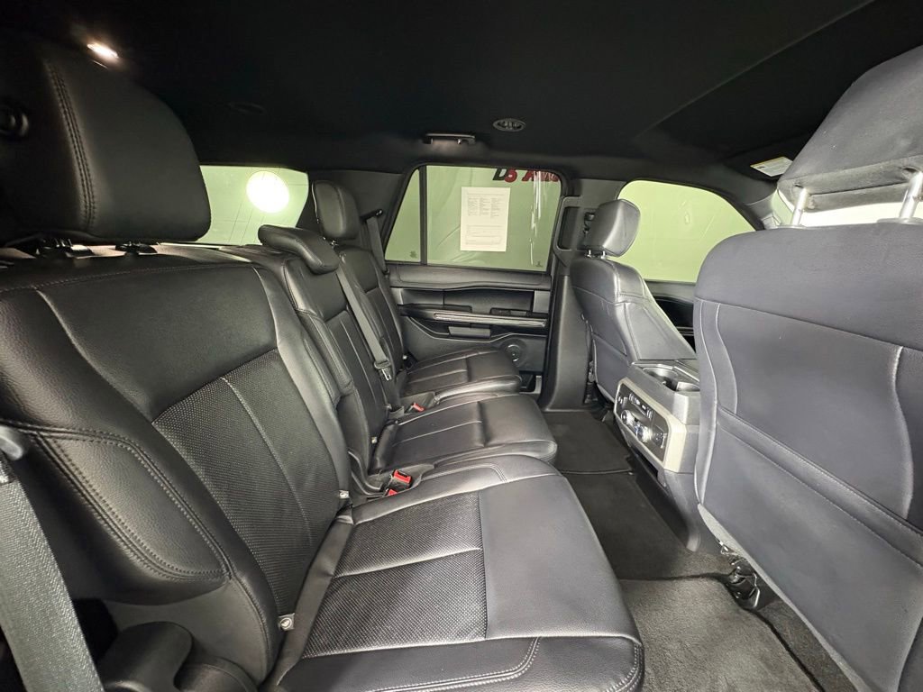 Used 2020 Ford Expedition XLT w/ Equipment Group 202A RWD image 50