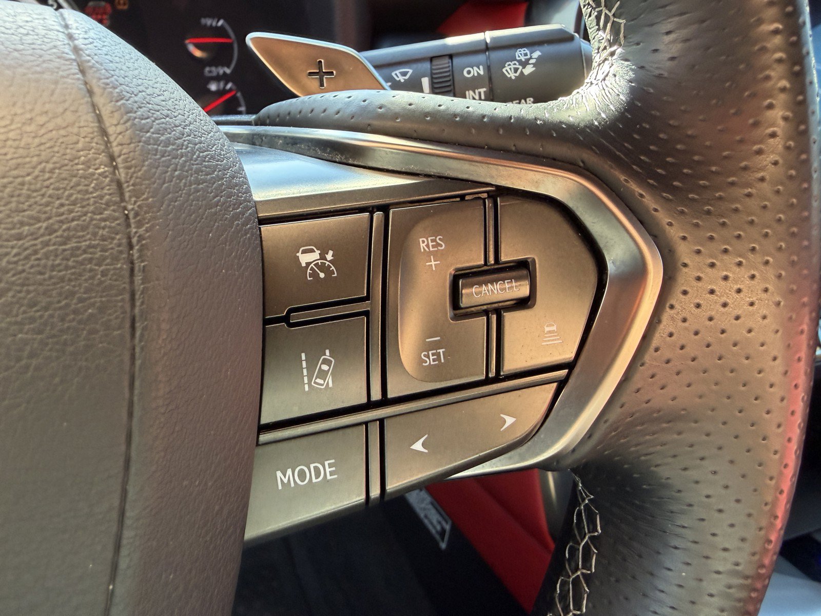 Used 2024 Lexus LX 600 F Sport AWD/4WD image 17