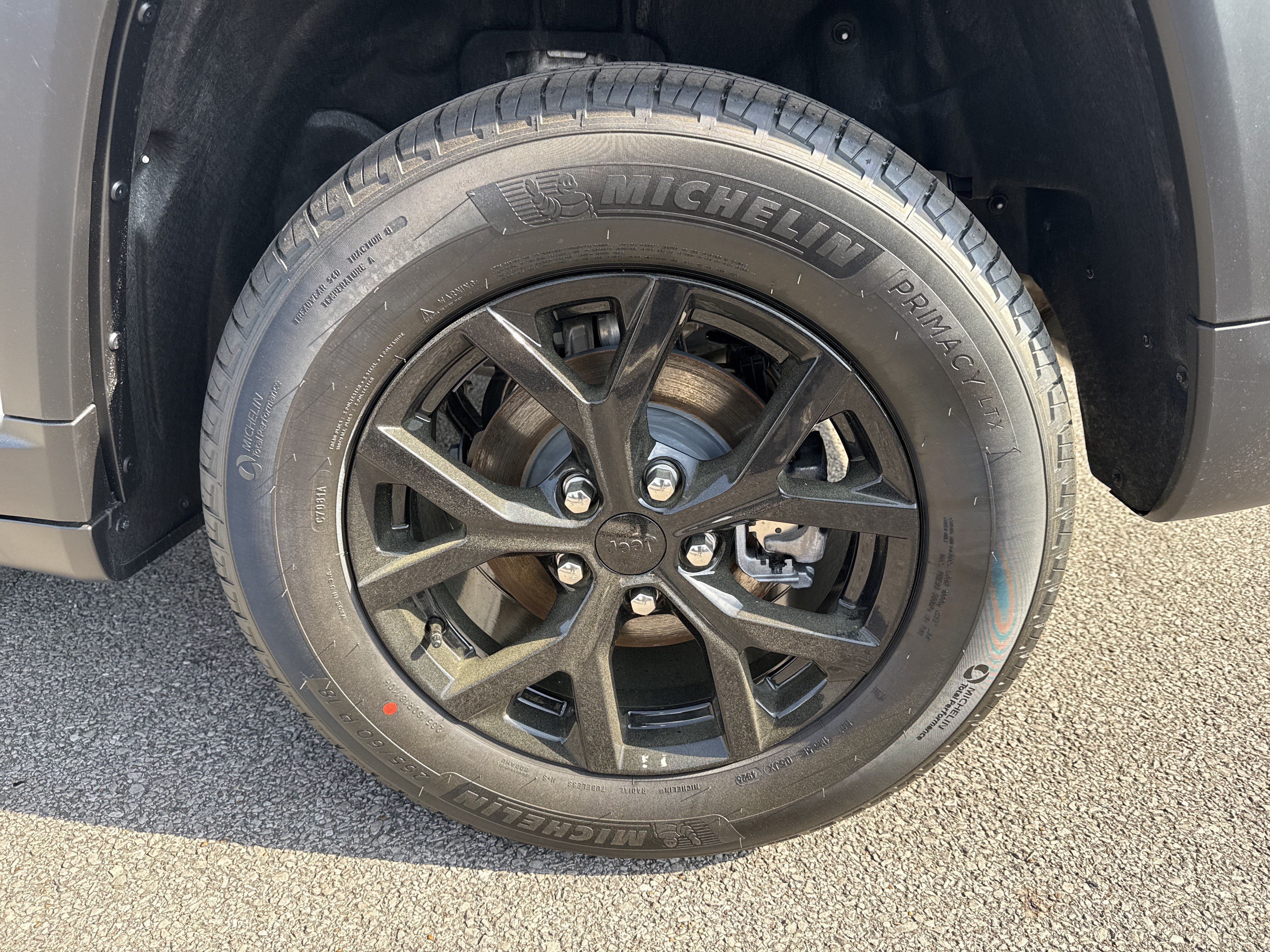 New 2026 Jeep Grand Cherokee Altitude RWD image 21