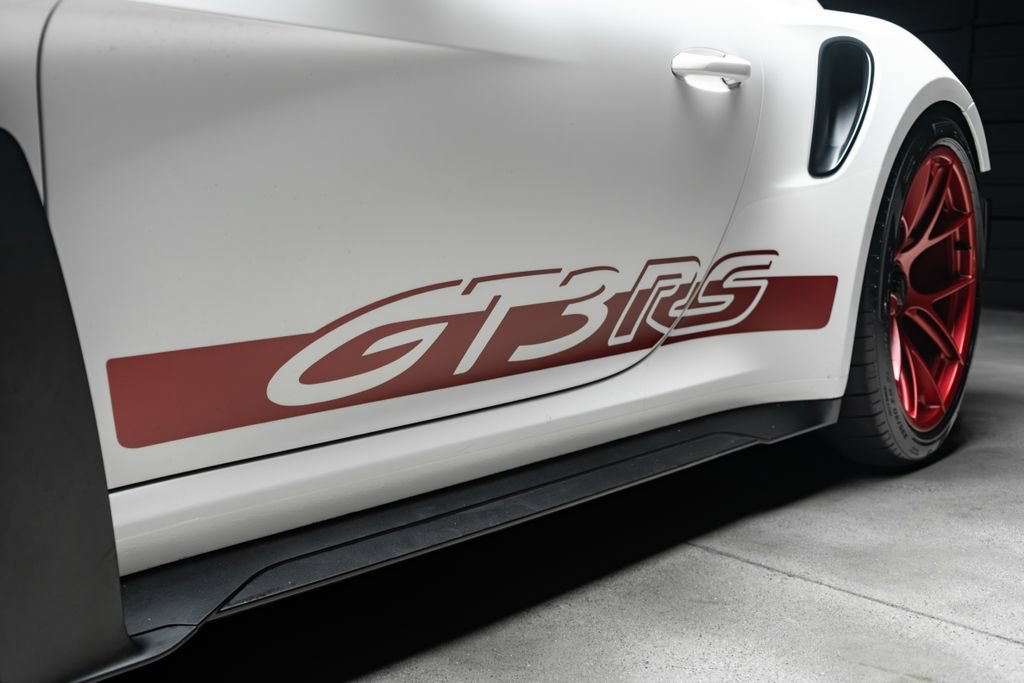 Used 2023 Porsche 911 GT3 RS w/ Weissach Package RWD image 25