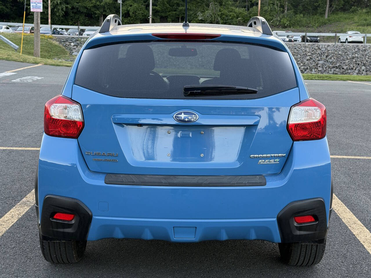 Used 2016 Subaru Crosstrek 2.0i Premium AWD/4WD image 8