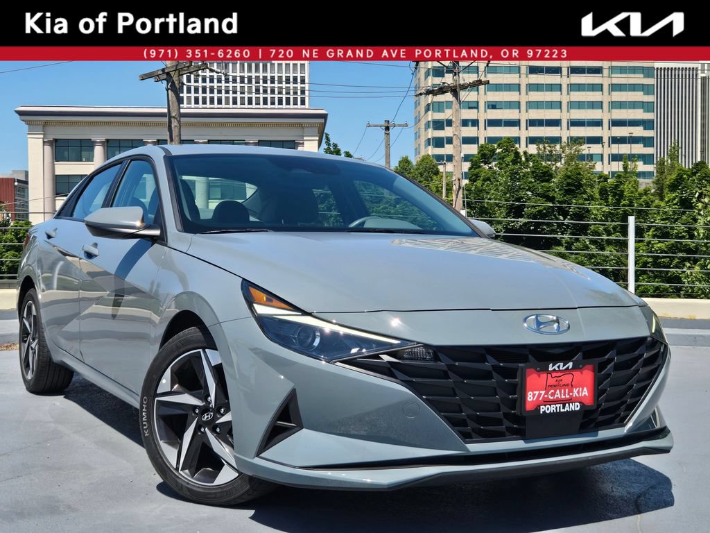 Used 2023 Hyundai Elantra SEL w/ Convenience Package