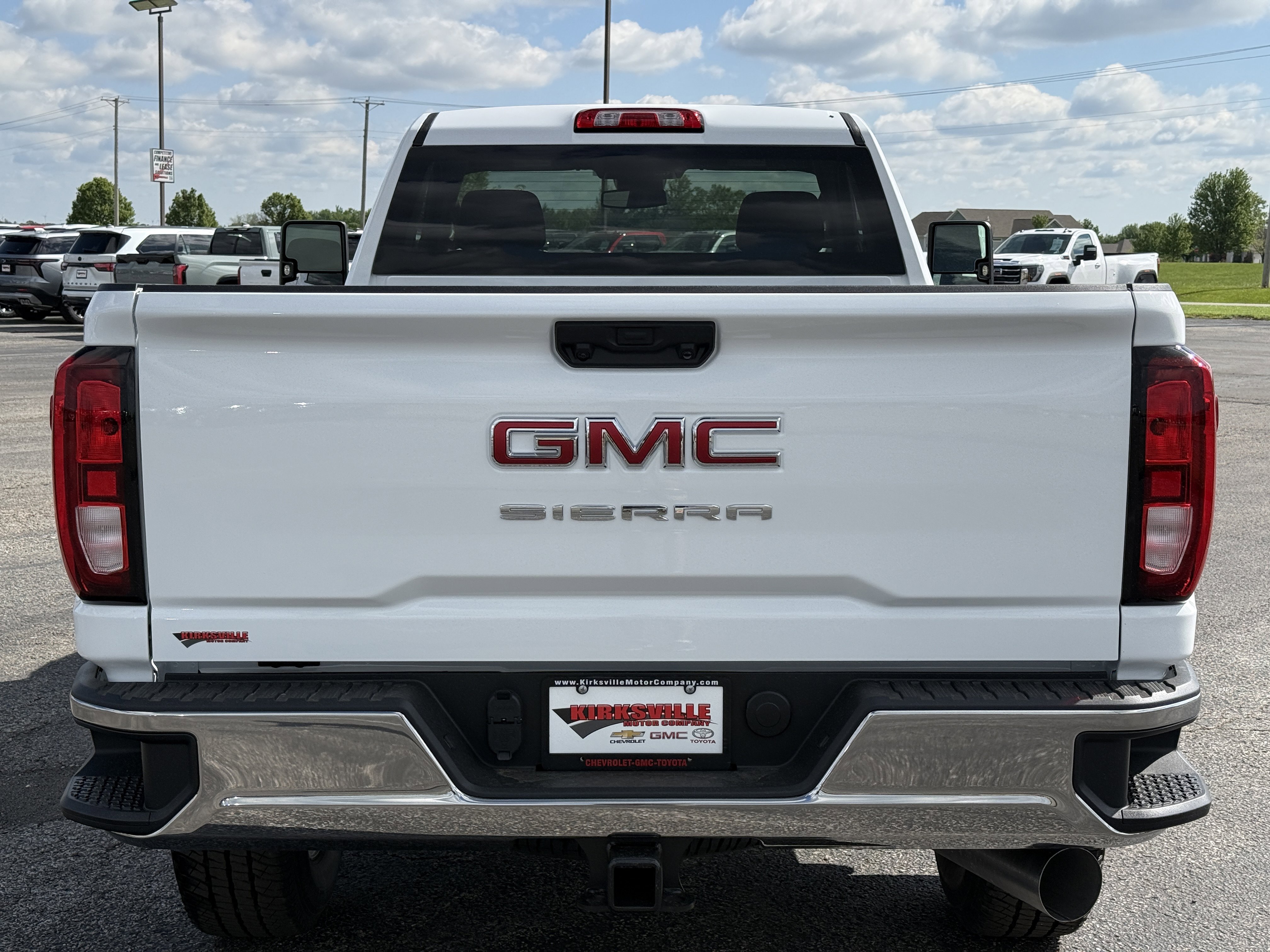 New 2026 GMC Sierra 3500 Pro AWD/4WD image 4