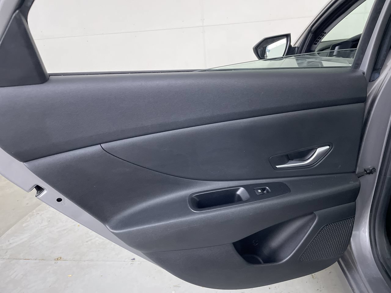 Used 2021 Hyundai Elantra SEL FWD image 18