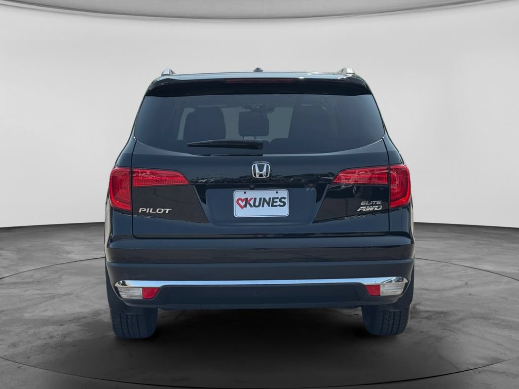 Used 2017 Honda Pilot Elite image 9