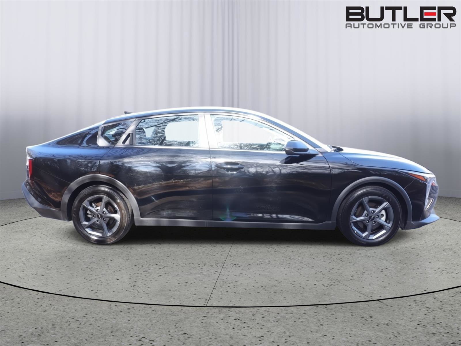 Used 2025 Kia K4 LXS image 8