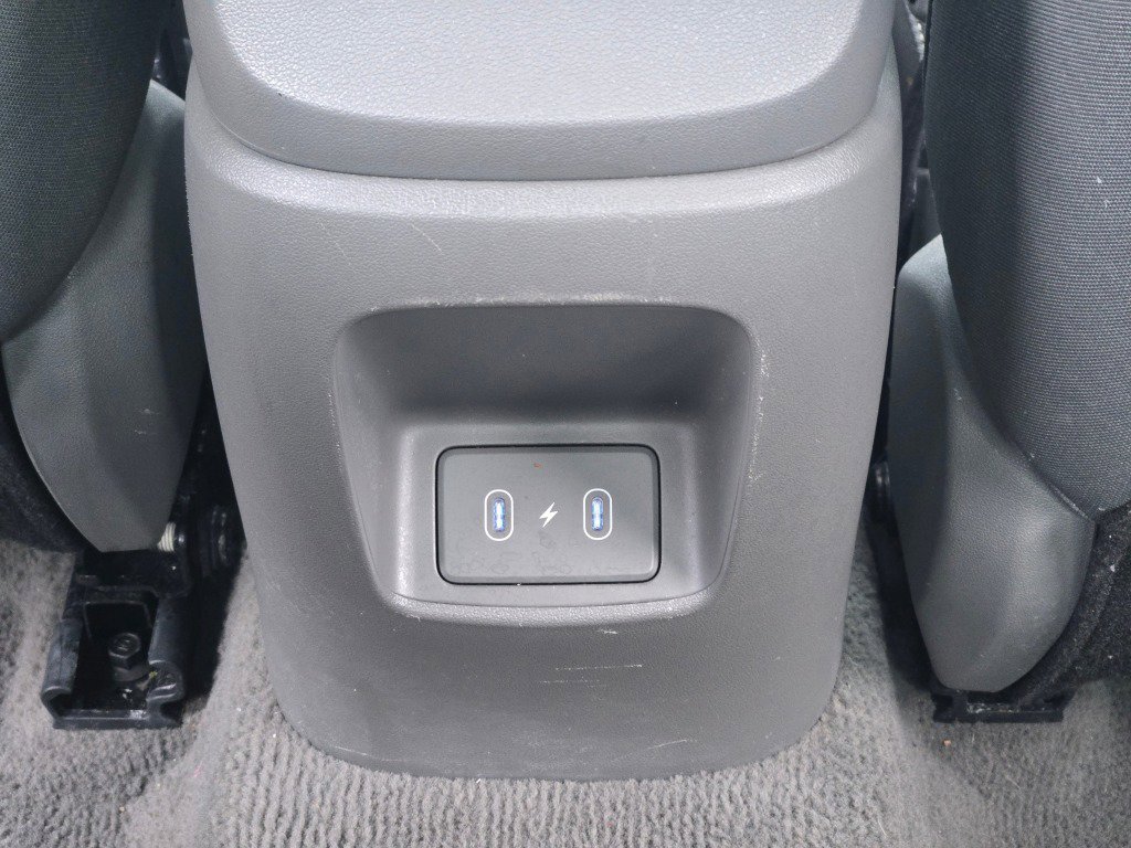Used 2025 Hyundai Elantra SEL FWD image 15