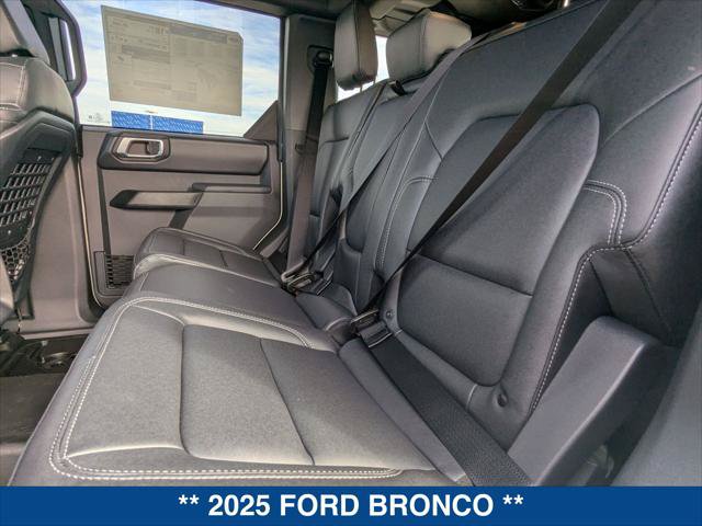 New 2025 Ford Bronco Badlands AWD/4WD image 18