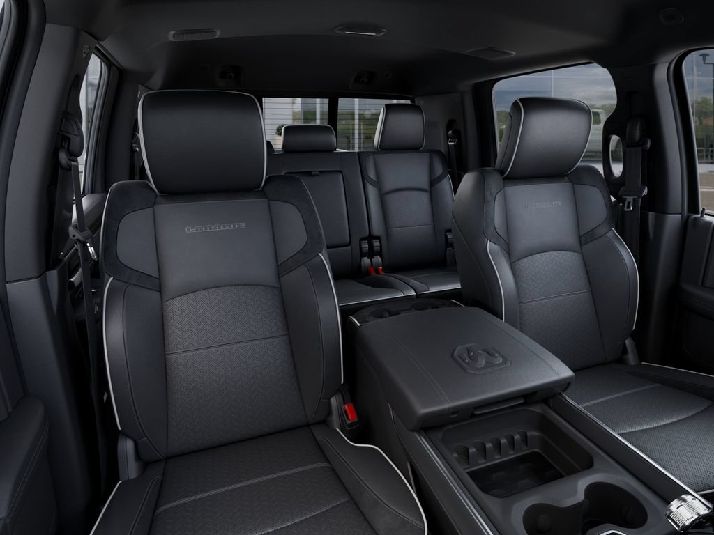 New 2026 RAM 2500 Laramie w/ Night Edition AWD/4WD image 19