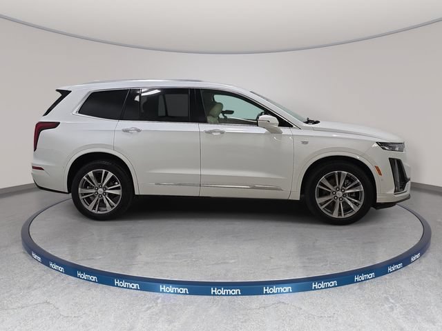 Certified 2022 Cadillac XT6 Premium Luxury w/ Technology Package AWD/4WD image 4