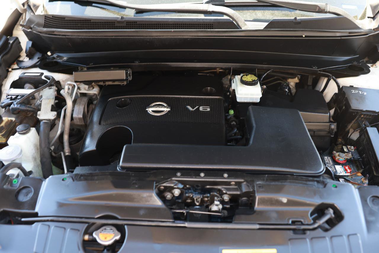 Used 2014 Nissan Pathfinder S FWD image 18